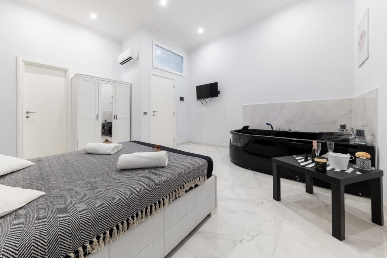 B&B Del Corso Бари Экстерьер фото